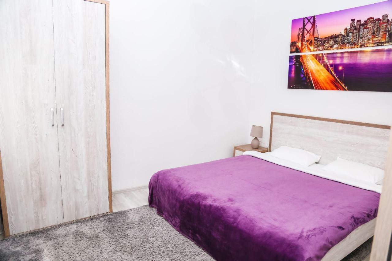 Square Apartments Odessa Dış mekan fotoğraf